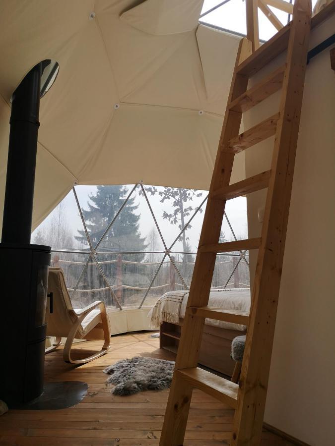 Hotel Medve Dome - Luxury Camping In The Middle Of Nature Vlahita Esterno foto